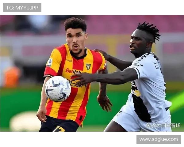 瓦诺利正式执掌佛罗伦萨帅位迎艰巨保级考验全队誓为意甲生存而战