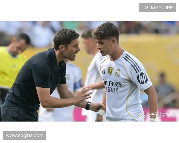 阿隆索向贝林厄姆致歉称不该让他首发对阵马竞 阿隆索向贝林厄姆致歉称不该让他首发对阵马竞