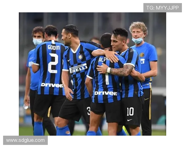 国米欧冠迎战将进行人员轮换埃斯波西托与劳塔罗搭档出战